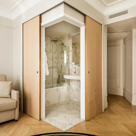 Maison Pigalle Paris