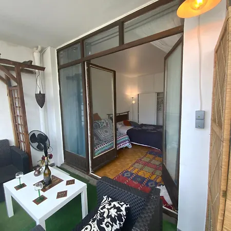 Homestay Pres De Tour Eiffel *