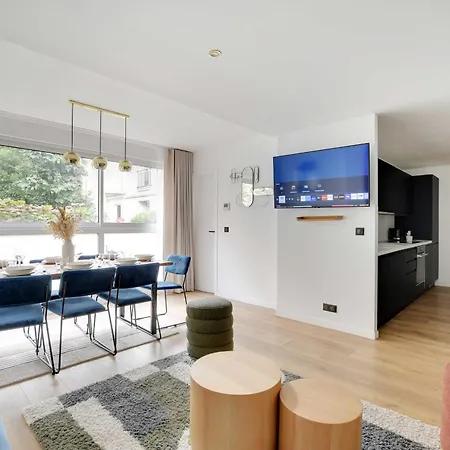 Apartment Incroyable - 3br-8p - Pl De La Nation