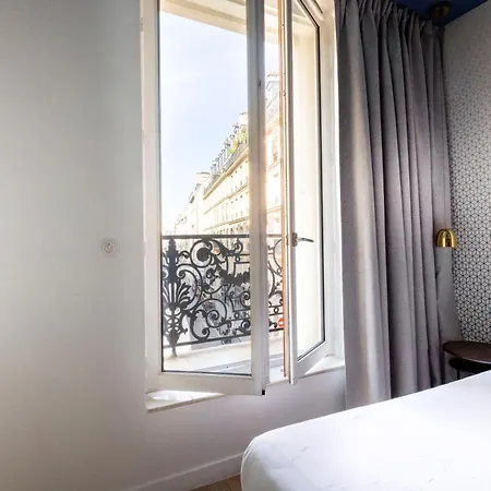 Emile Le Marais Hotel 3*