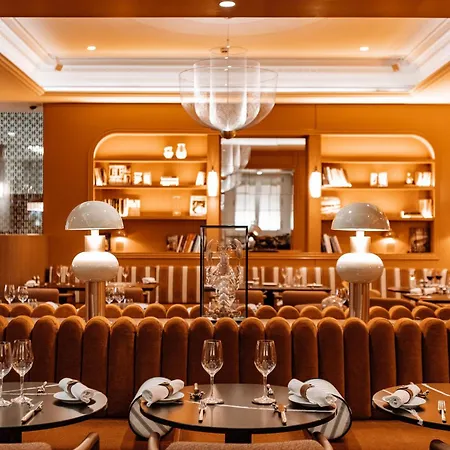 Sofitel Baltimore Tour Eiffel 5*