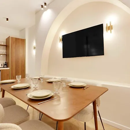 Chic - 3br-8p - Le Marais Apartment Paris