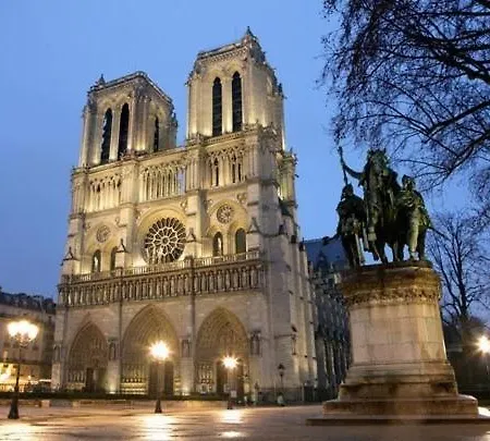 Latin Quarter - Notre Dame Apartment Paris