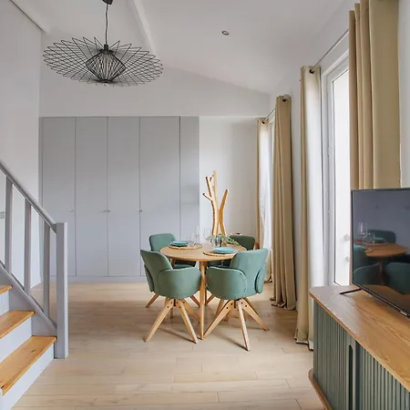 Porte Maillot Arc De Triomphe By Studio Prestige *