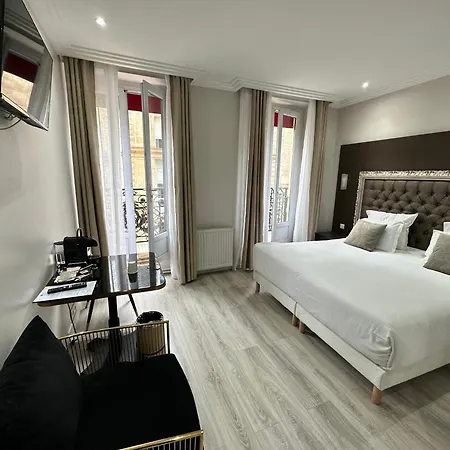 Hotel Riviera 3*