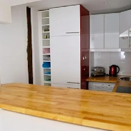 High Standing 2-room In Latin Quarter *