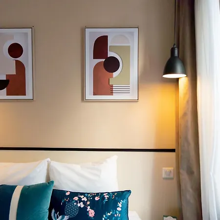 Otel Lilas Blanc