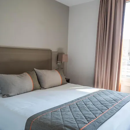 Ξενοδοχείο Timhotel Tour Eiffel 3*