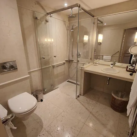 Hotel Le Relais Medicis 4*