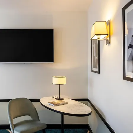 Aiglon Hotel Paris