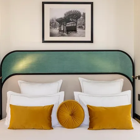 Aiglon 4* Paris