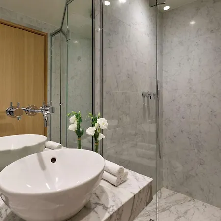 酒店 Le Belgrand Champs Elysees, Tapestry By Hilton