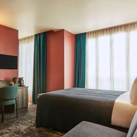 Otel Mercure Tour Eiffel Pont Mirabeau