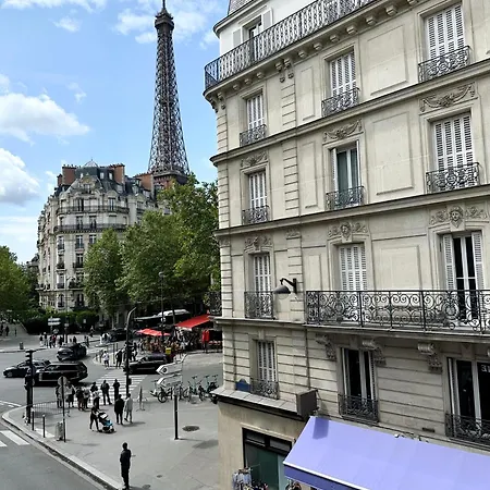 Charming With Eiffel Tower View * Paris