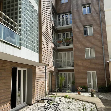 - Buttes Chaumont's Park -entire Flats Apartamento *