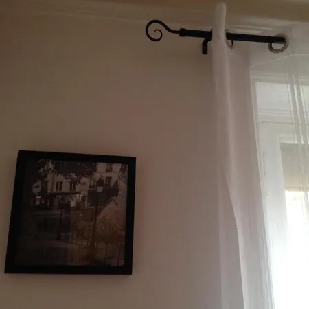 Apartment A Deux Pas De Montmartre