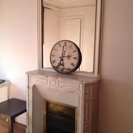 A Deux Pas De Montmartre Apartment Paris