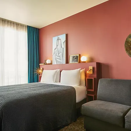Otel Mercure Tour Eiffel Pont Mirabeau Paris