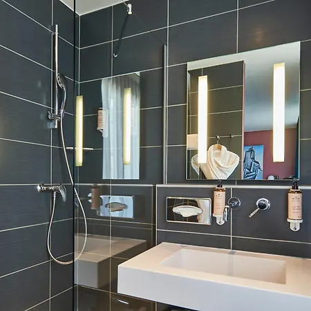 Mercure Tour Eiffel Pont Mirabeau 4* Paris