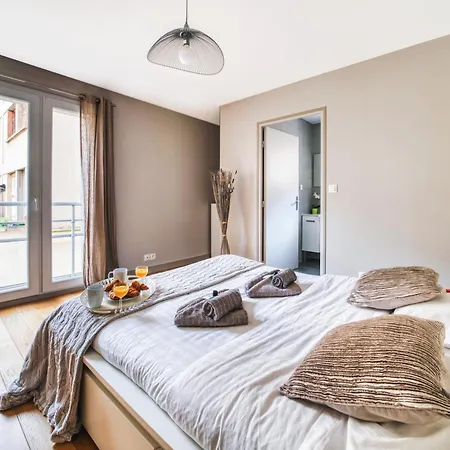 Apartment - Buttes Chaumont's Park -entire Flats Paris