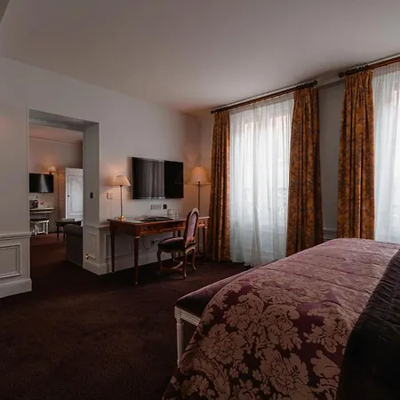 De Buci Hotel 4*