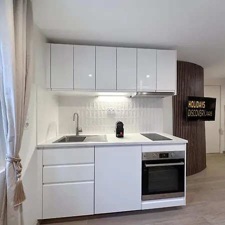 Unique In Madelaine! Apartment *