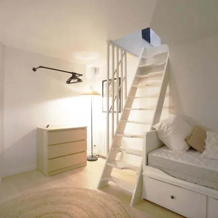 Apartment Comfortable And Ideally Located In 15 Paris