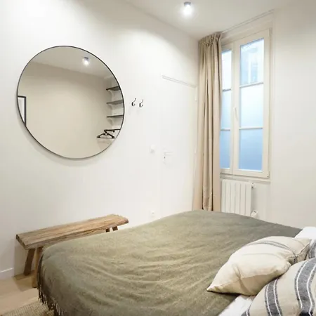 Apartment Comfortable And Ideally Located In 15