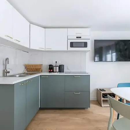 Grands Boulevards 42 : Cosy 1br-4p *