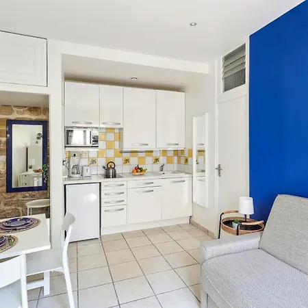 Pantheon & Latin Quarter - Cityapartmentstay *