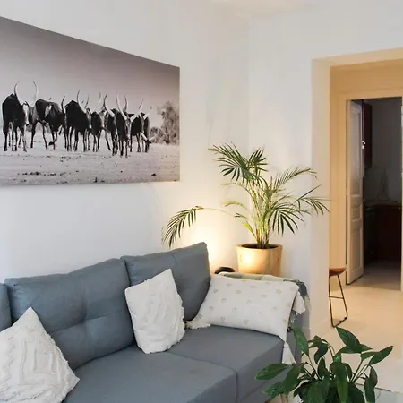 Apartment Beautiful Renovated In *