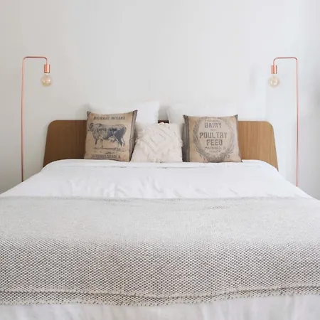 Apartment Beautiful Renovated In