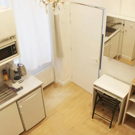 Apartment Cosy Nest Near Gare De L'est *