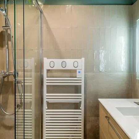 Appartement 6pers # Pere Lachaise # Voltaire # 11