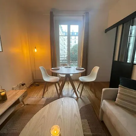 Cosy Au Centre De Daire Paris