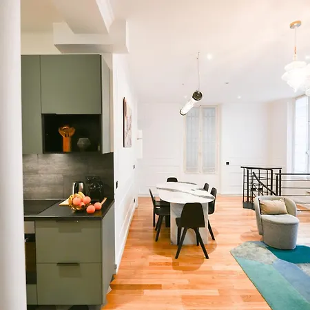 Le Marais Pl De La Bastille 3bd 3bth For 10 Guests パリ