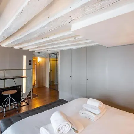 1er - Magnifique Duplex Apartment