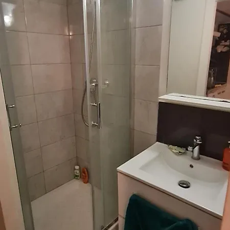 Souplex In Montmartre Apartment