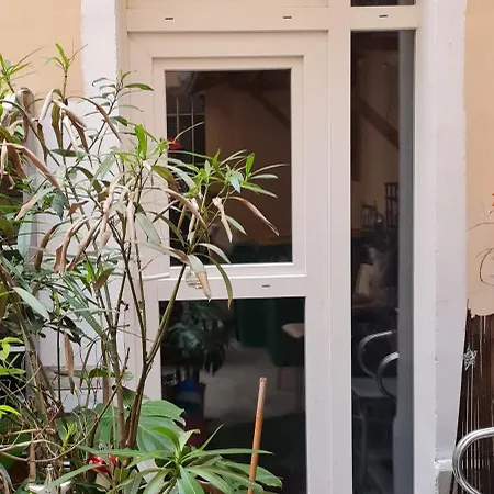 Souplex In Montmartre Apartment