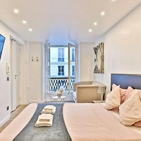 Apartment Agreable Proche Galerie Lafayette - Ii *