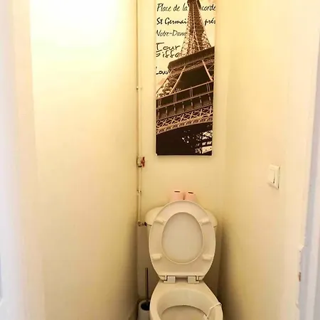 Spacious Studio Near Montorgueil Paris