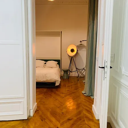 Appartement 2 Bedrooms - Centre - Champs Elysees Paris