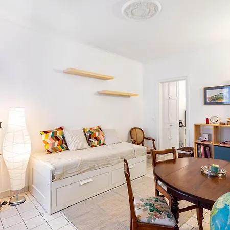 Guestready - Modern Comfort Near Montmartre Apartment