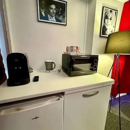 Apartment Experience Cinema Immersif Dans Renove Pres De Montmartre