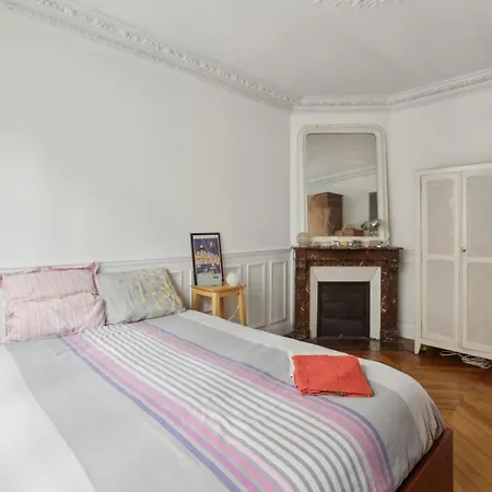 L'atypique - Duplex Au Coeur Du 20eme Apartment