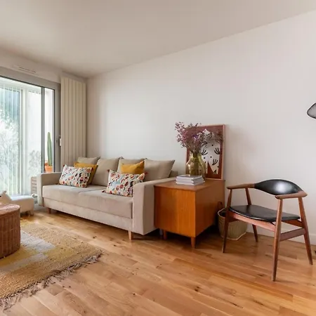 Urban & Stylish W Gardennation Apartment