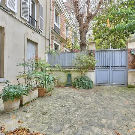 Apartment Guestready - Lovely Minimalist Studio In Plaisance