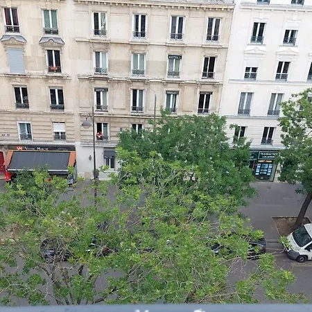 Studio Meuble Place De La Nation Apartment
