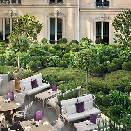 Barriere Fouquet's Hotell Paris