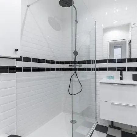 Apartment Nazareth/sentier I : Charmant 1br/4p